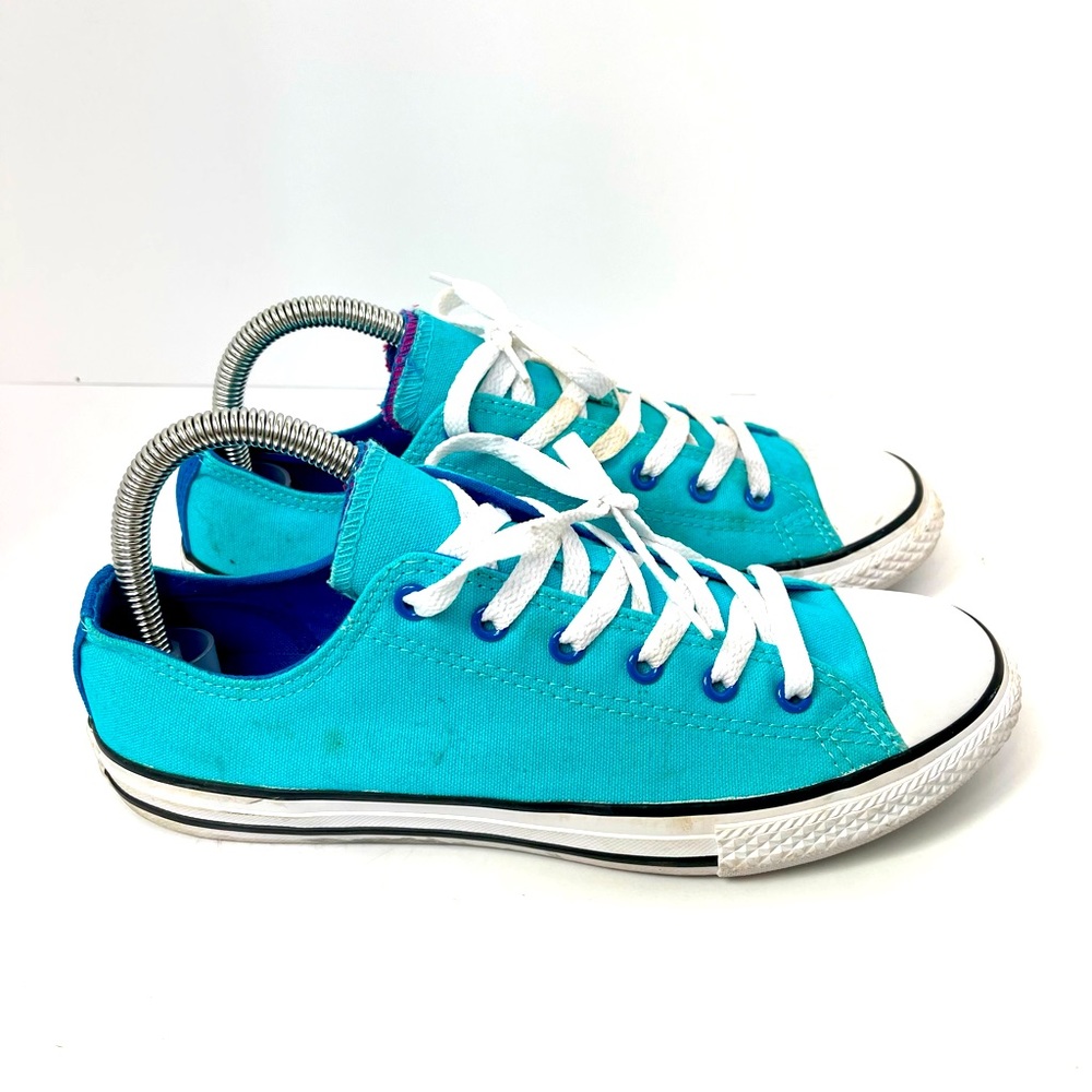 Teal converse